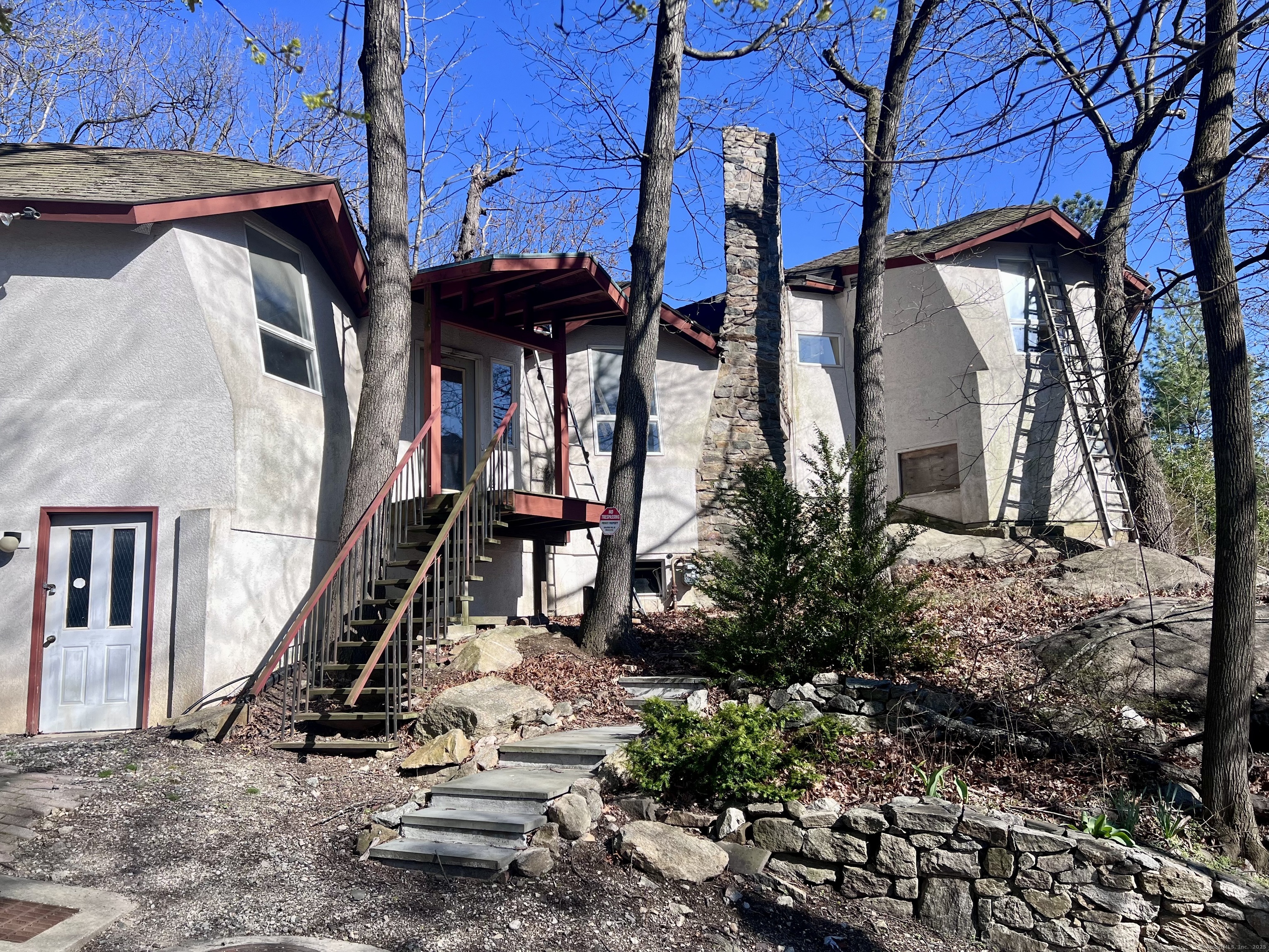 18 Highland Road Stamford, CT 06902 - Photo 7 of 21