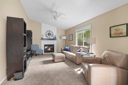 28 Hampton Street Cary, IL 60013 - Photo 9 of 27 Gallery Image 9