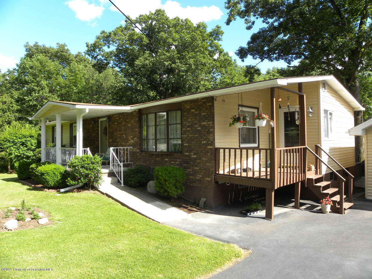 816 Cortez Road Lake Ariel, PA 18436 - Photo 5 of 39 Gallery Image 5