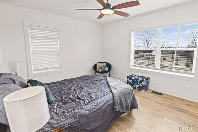 $389,900 | 24 West Woodland Drive, East Alton, IL 62024