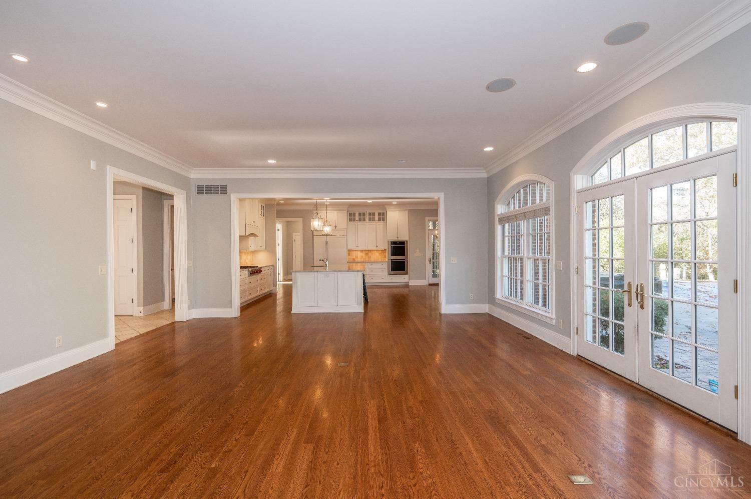 4755 Miami Road Cincinnati, OH 45243 - Photo 9 of 49