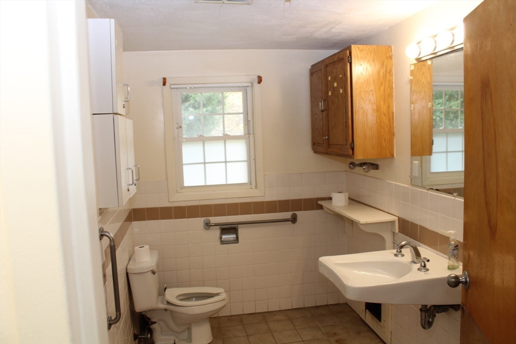 3 Monique Drive Bellingham, MA 02019 - Photo 17 of 39