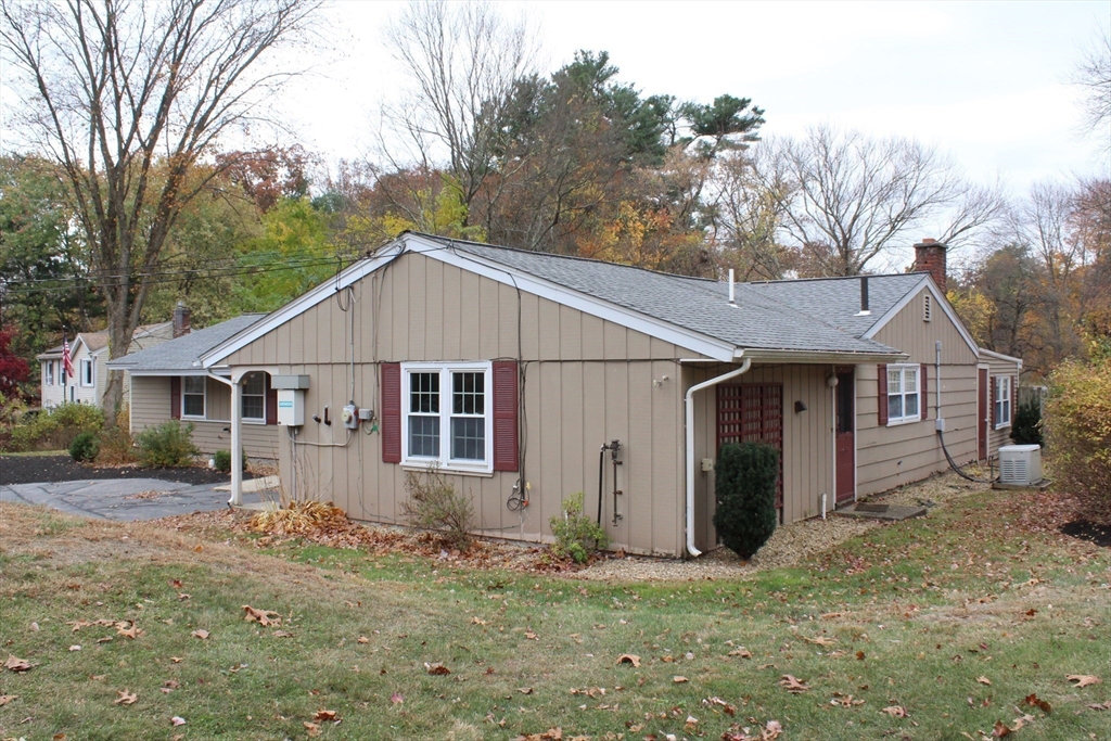 3 Monique Drive Bellingham, MA 02019 - Photo 2 of 39