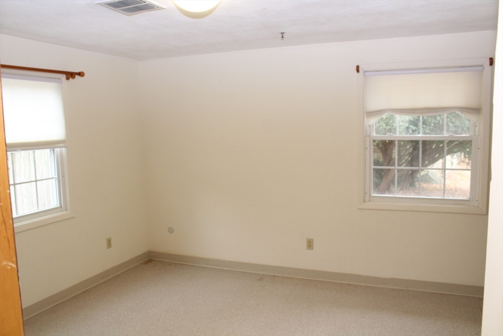 3 Monique Drive Bellingham, MA 02019 - Photo 21 of 39