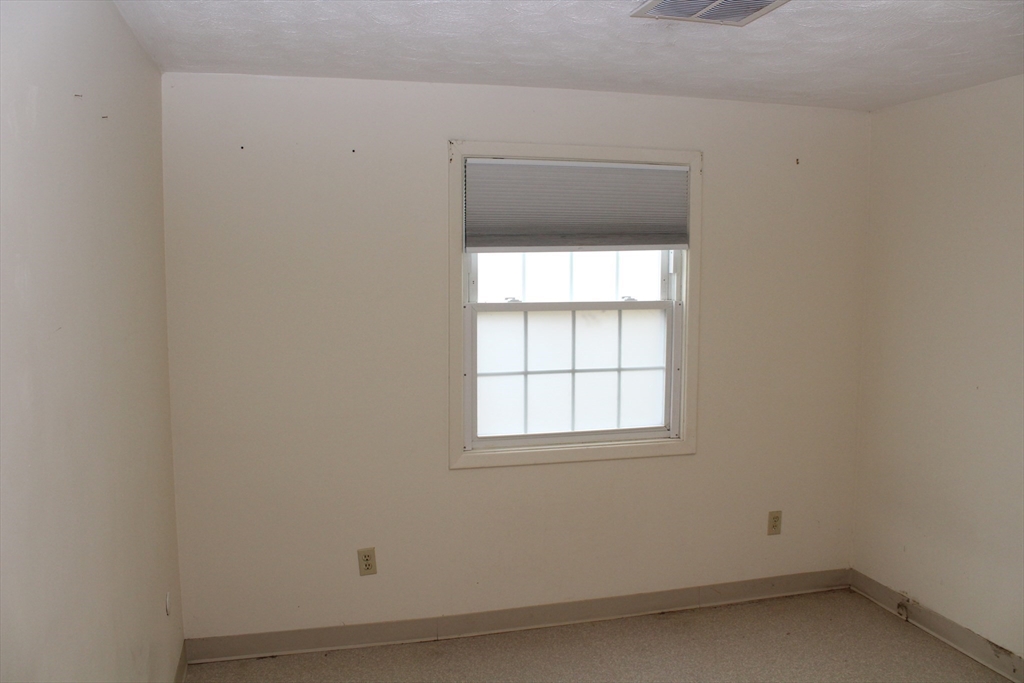 3 Monique Drive Bellingham, MA 02019 - Photo 29 of 39