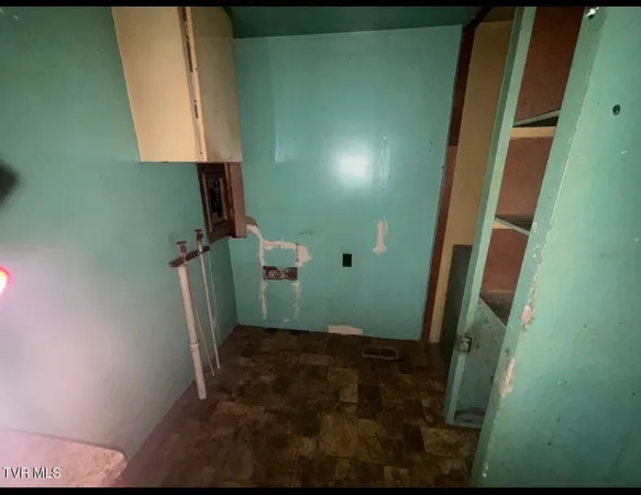 $23,700 | 200 Cedar Street, Appalachia, VA 24216