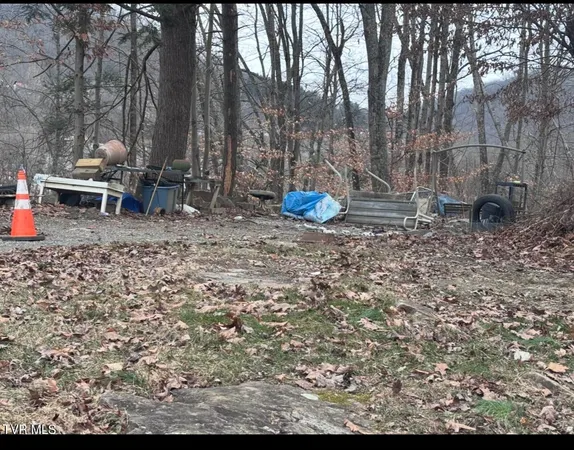 $23,700 | 200 Cedar Street, Appalachia, VA 24216