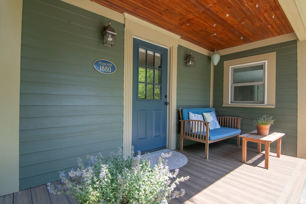 44 Linseed Road Hatfield, MA 01088 - Photo 3 of 37