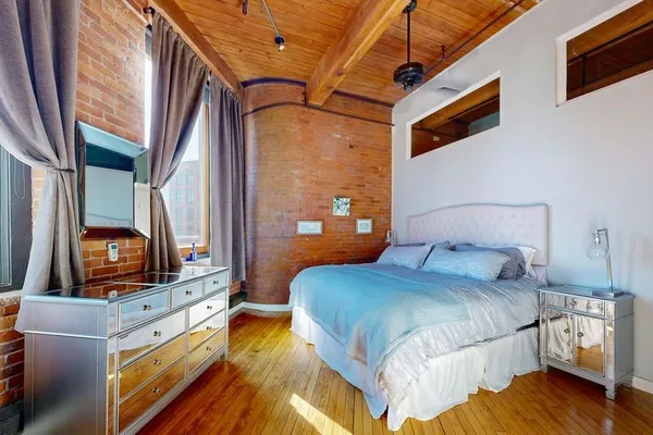 $895,000 | 116 Chestnut Street, Unit J1, Providence, RI 02903