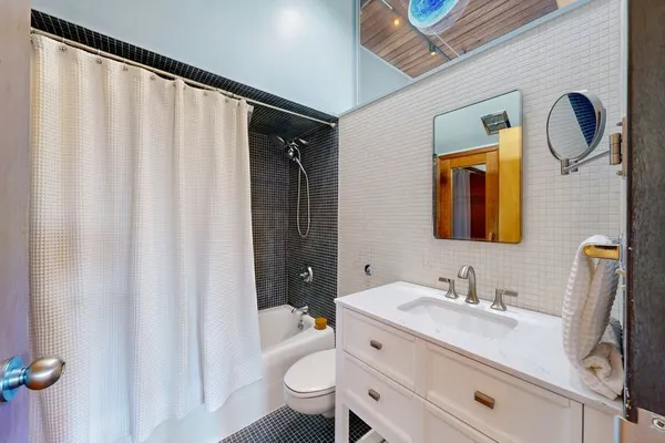 $895,000 | 116 Chestnut Street, Unit J1, Providence, RI 02903