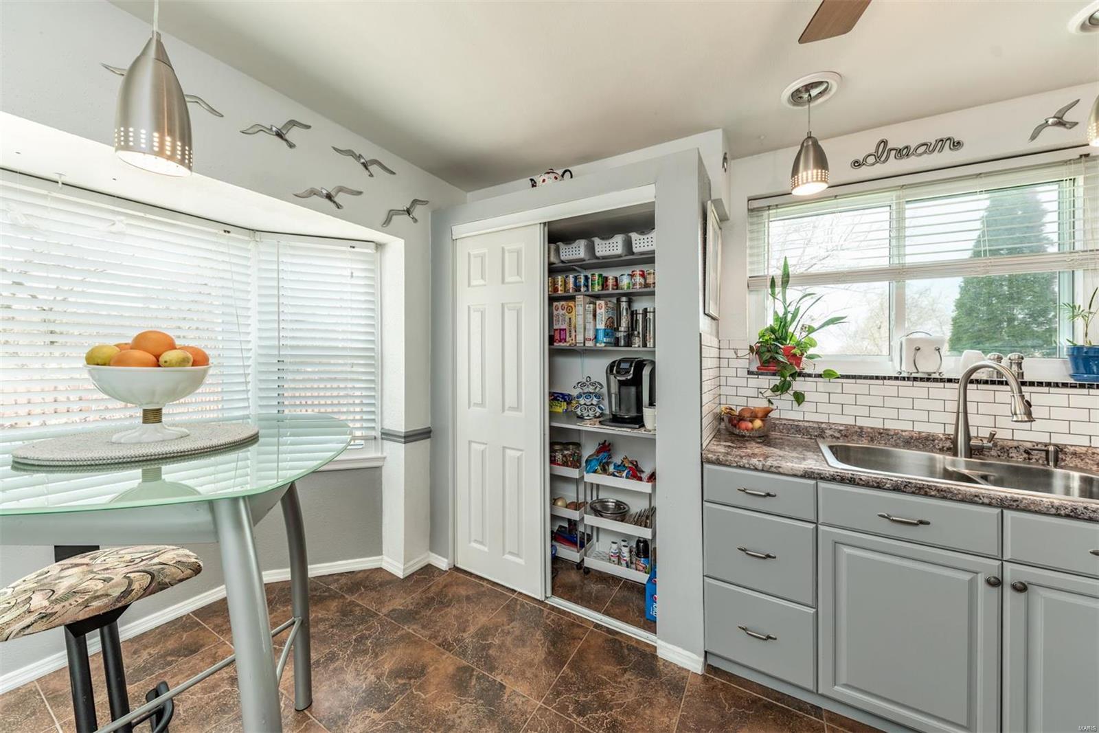 8951 Pardee Road St. Louis, MO 63123 - Photo 18 of 61 Gallery Image 18