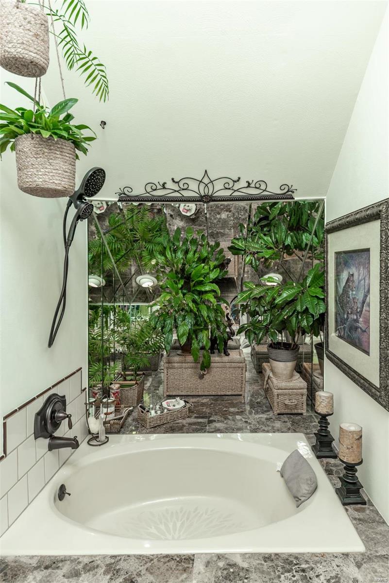 8951 Pardee Road St. Louis, MO 63123 - Photo 32 of 61 Gallery Image 32
