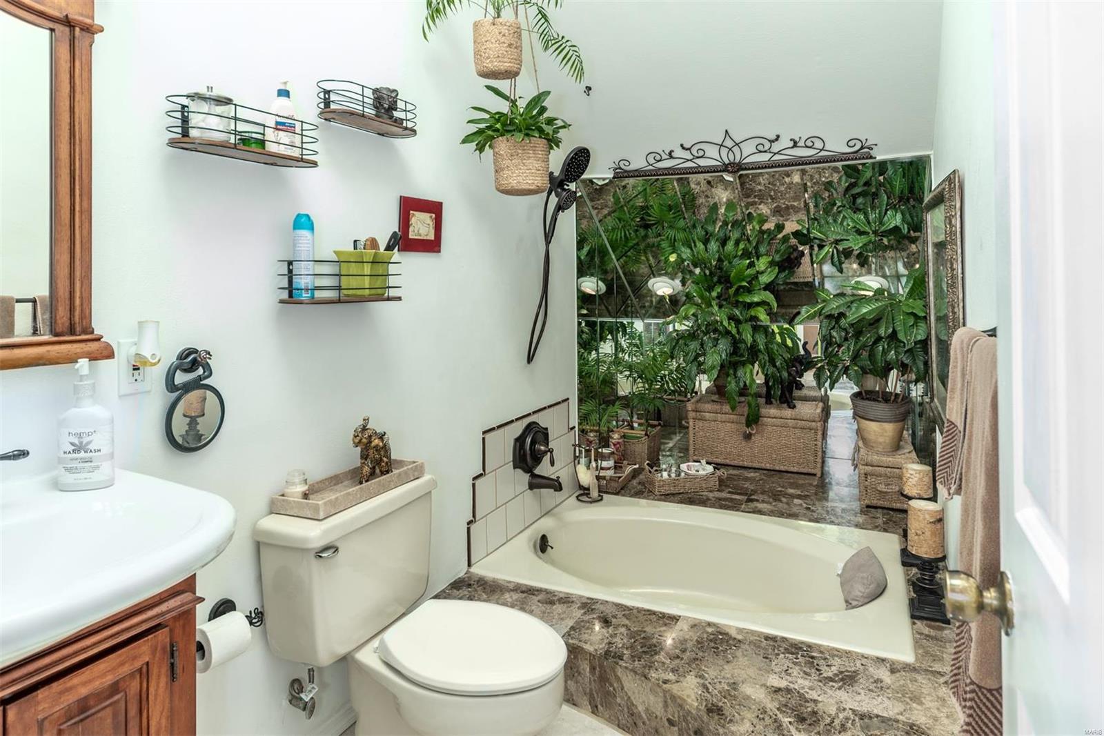 8951 Pardee Road St. Louis, MO 63123 - Photo 33 of 61 Gallery Image 33