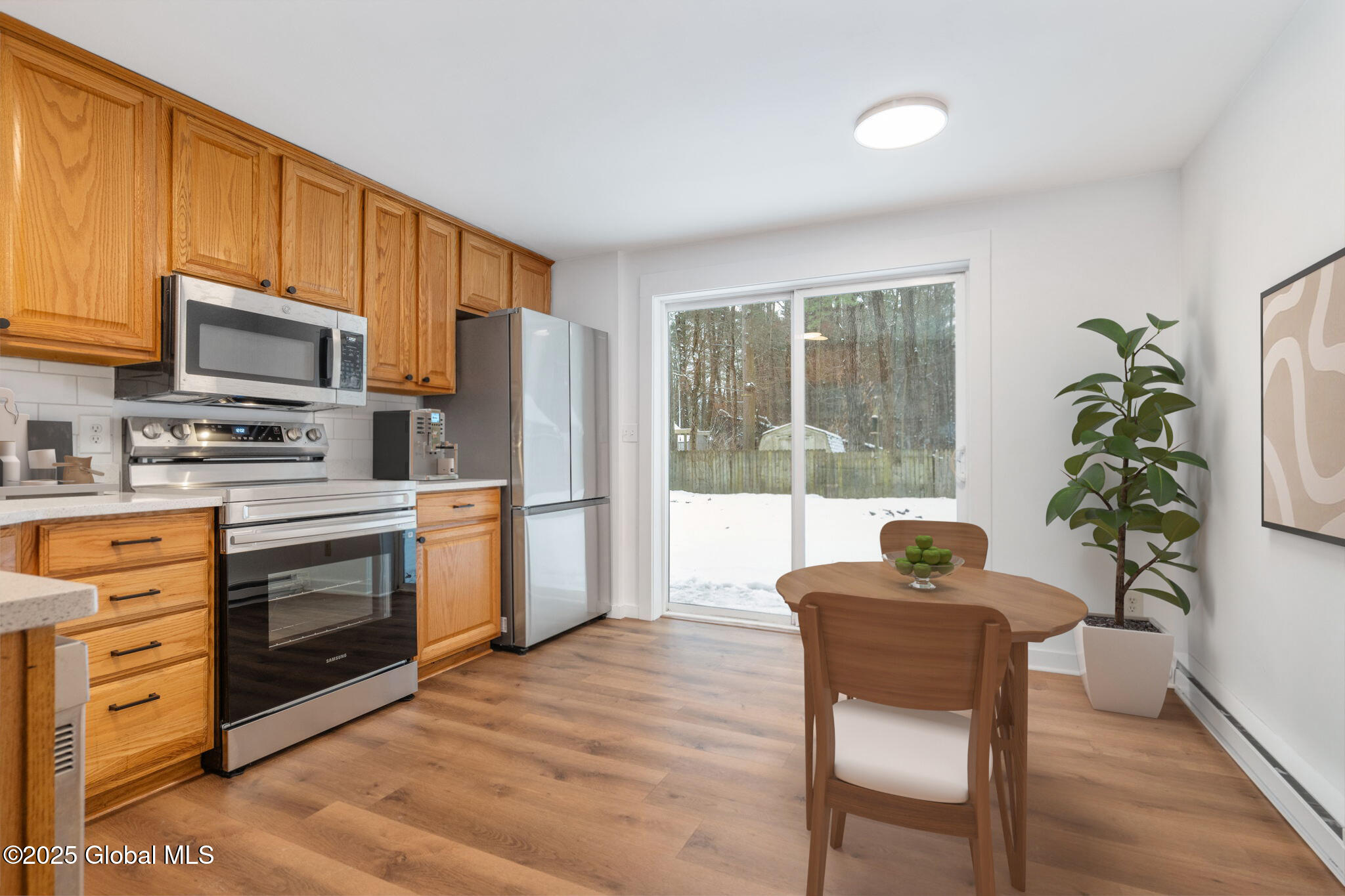 25 Wake Robin Road Malta, NY 12020 - Photo 7 of 23 Kitchen WakeRobinRd
