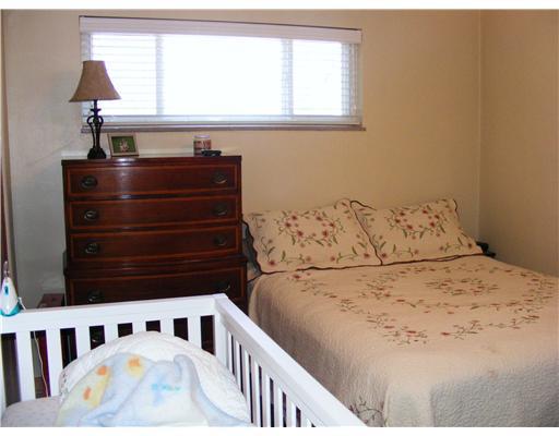 49 Laurel Ridge Road Coraopolis, PA 15108 - Photo 9 of 12 Bedroom.