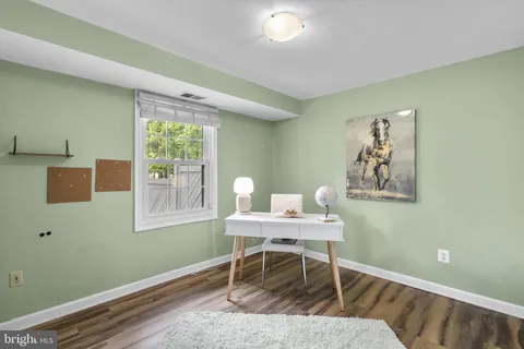 $510,000 | 7927 Central Park Circle, Alexandria, VA 22309