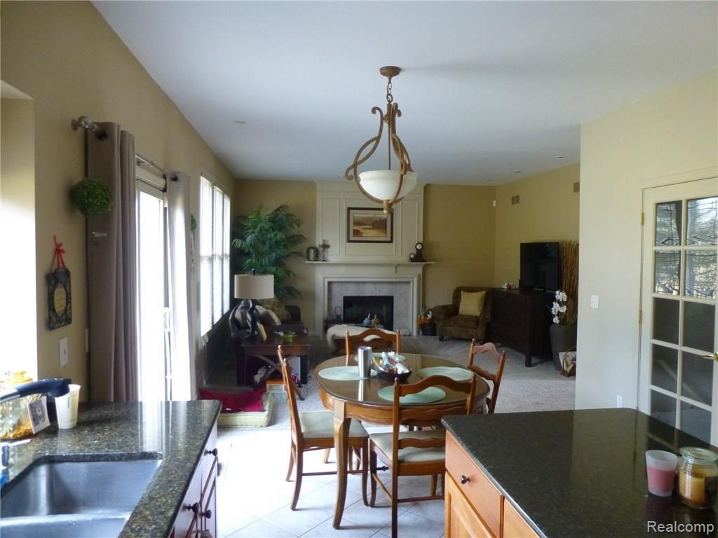 1879 Beaver Creek Drive Rochester, MI 48307 - Photo 6 of 24