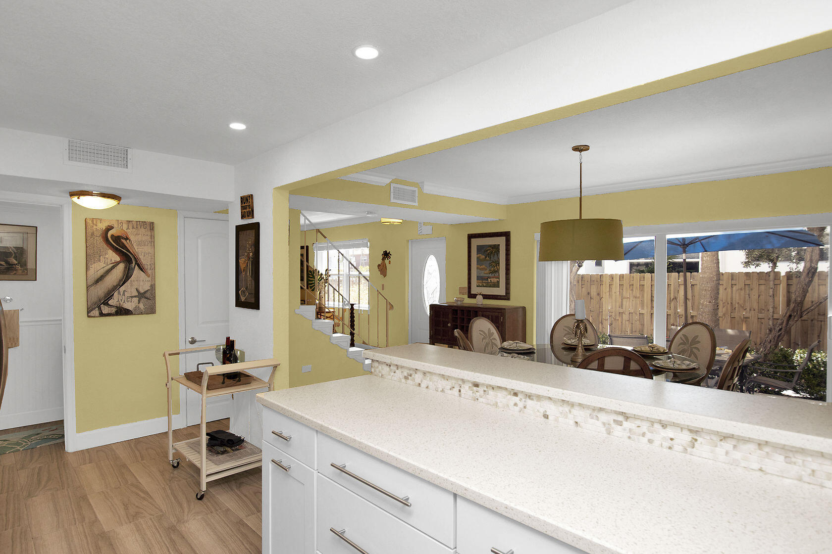 593 Sombrero Beach Road, Unit 15A Marathon, FL 33050 - Photo 22 of 52 Kitchen & Dining