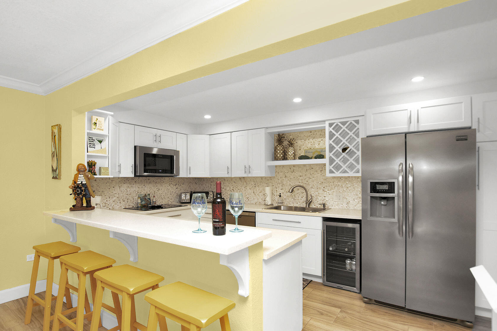 593 Sombrero Beach Road, Unit 15A Marathon, FL 33050 - Photo 3 of 52 Modern Kitchen