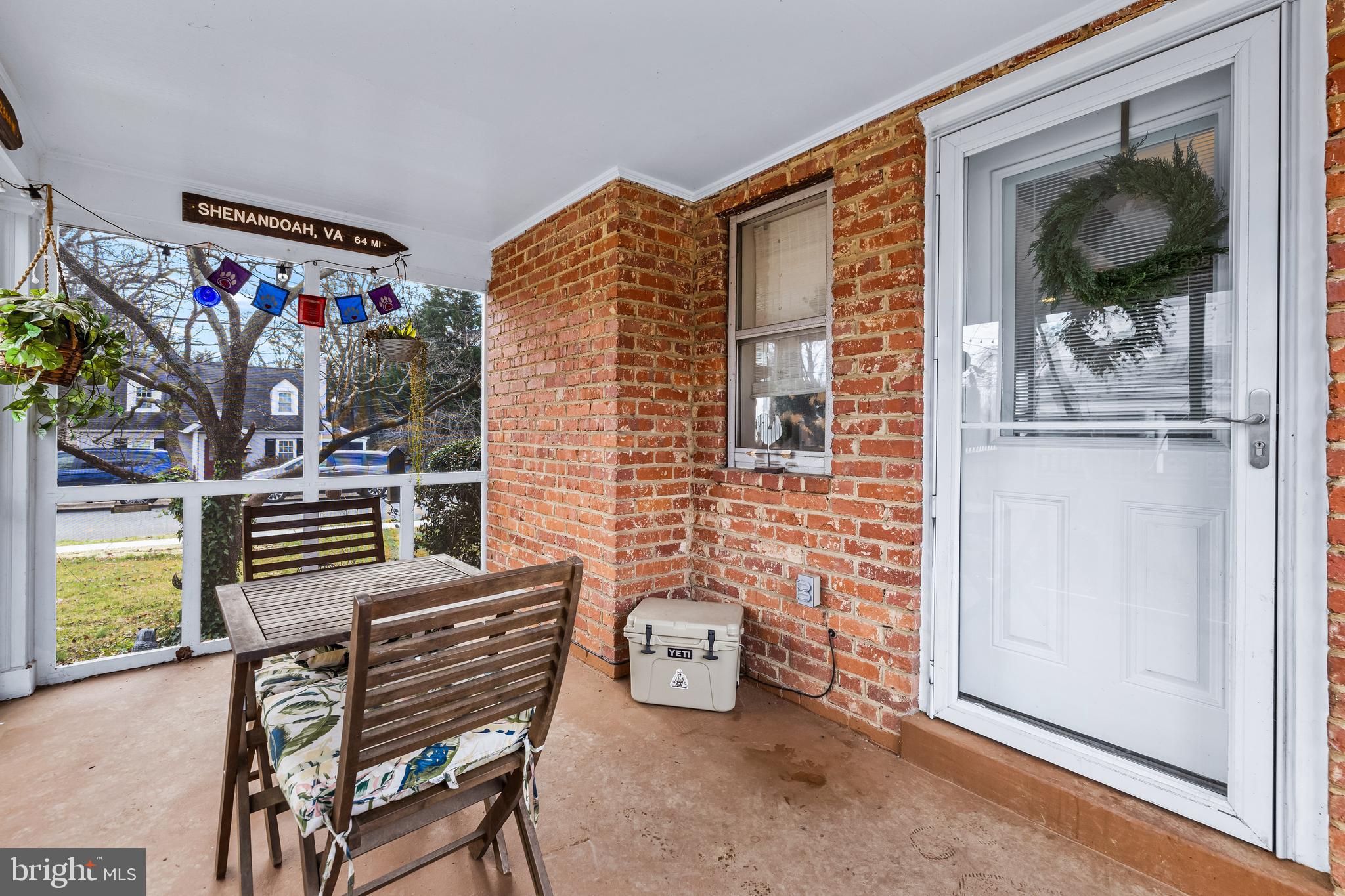 307 Marvin Road Silver Spring, MD 20901 - Photo 22 of 30 wonderful space to enjoy