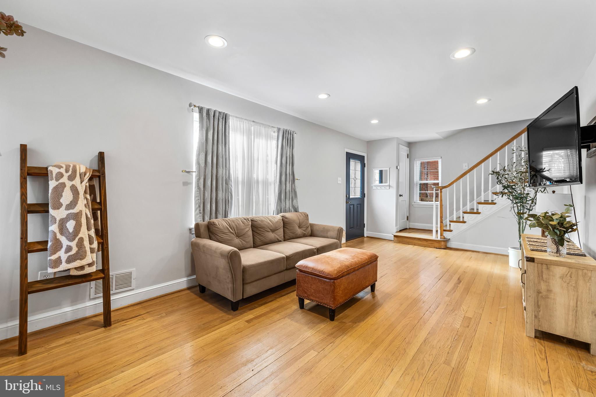 307 Marvin Road Silver Spring, MD 20901 - Photo 5 of 30 abundance of natural light & recessed lighting