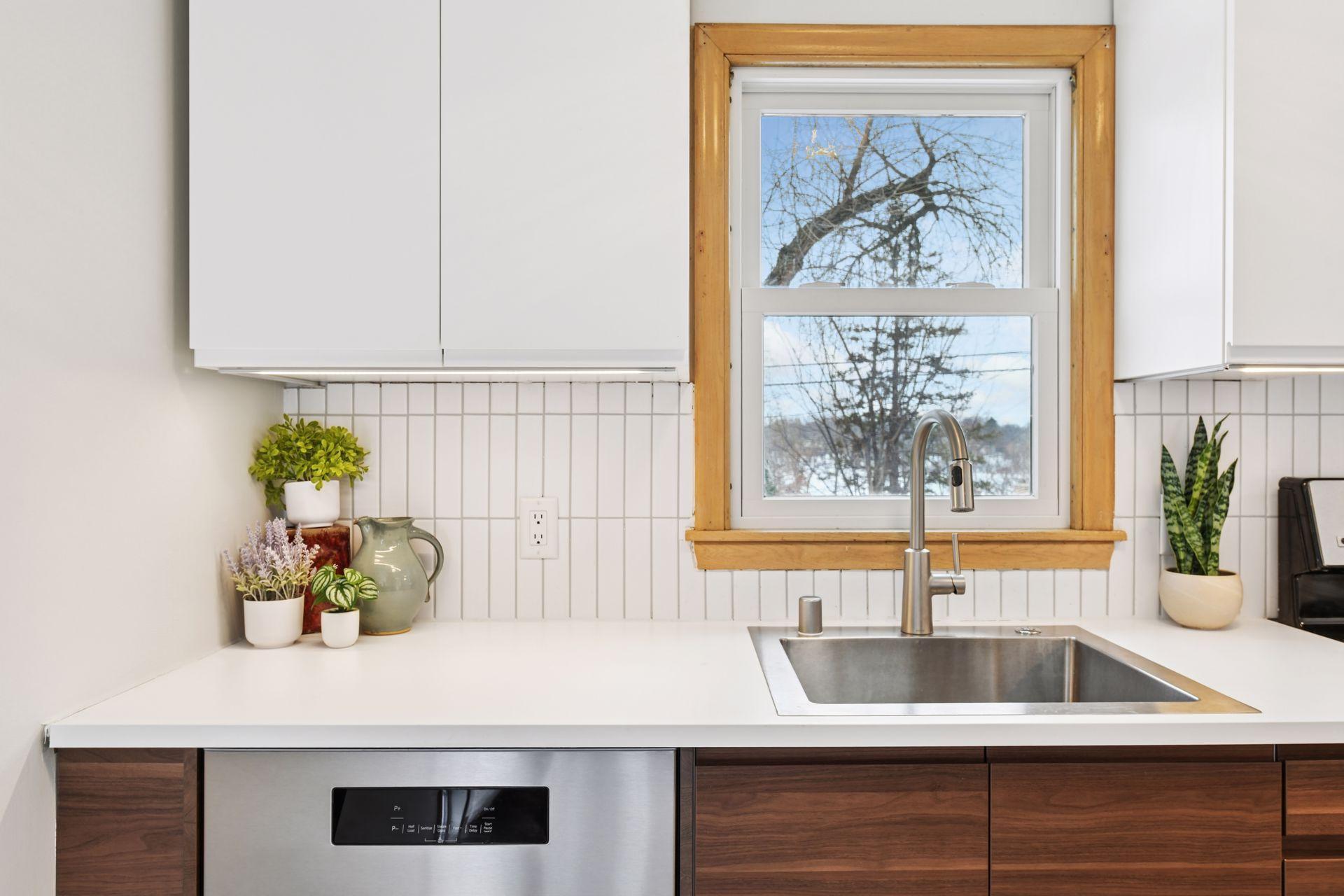 9015 Stanlen Road St. Louis Park, MN 55426 - Photo 8 of 40