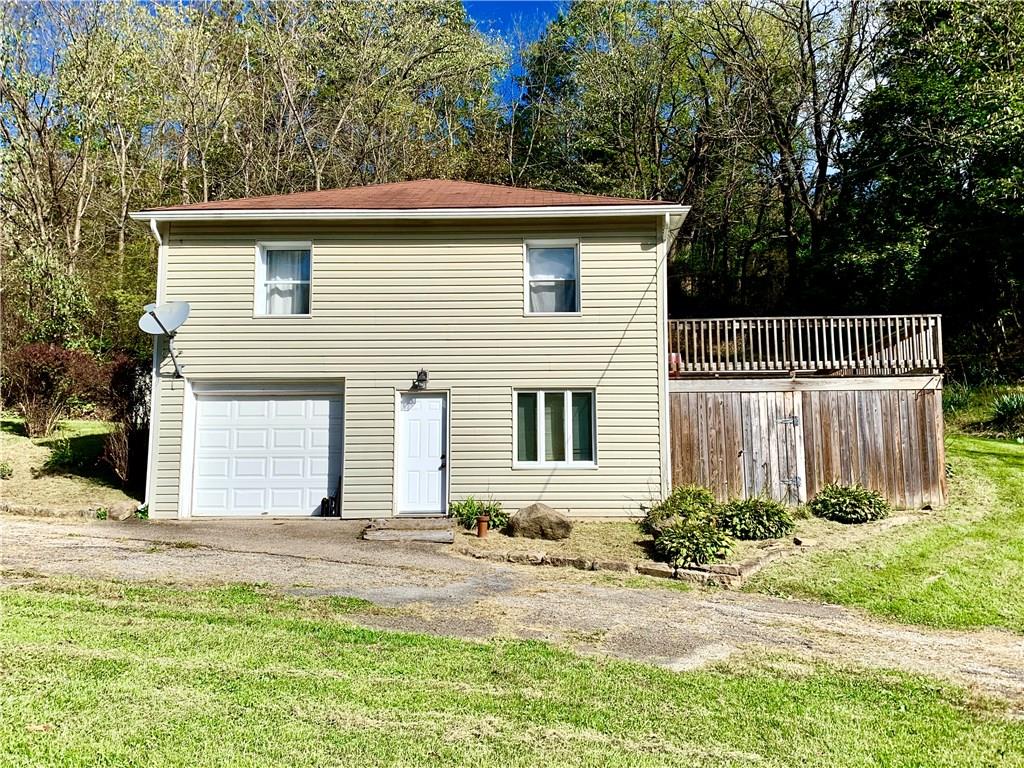 447 Millerstown Road Tarentum, PA 15084 - Photo 1 of 14 Front
