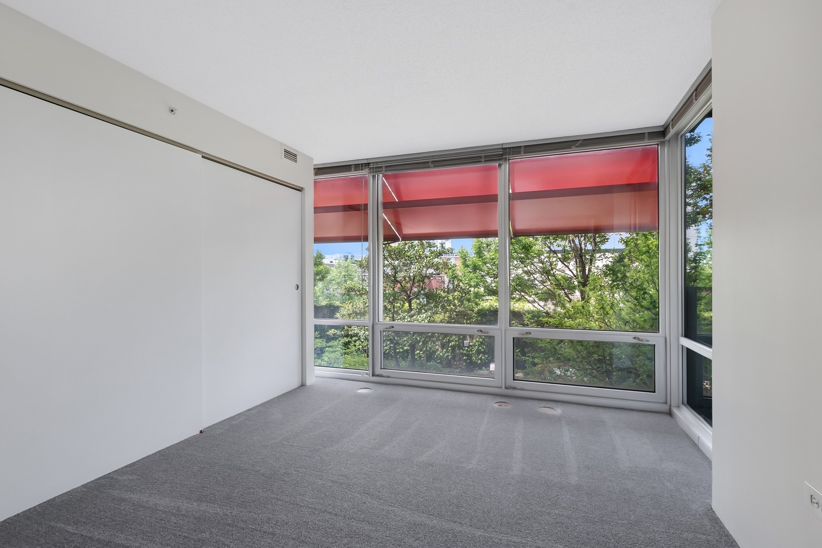 800 Elgin Road, Unit 620 Evanston, IL 60201 - Photo 17 of 24 Gallery Image 17