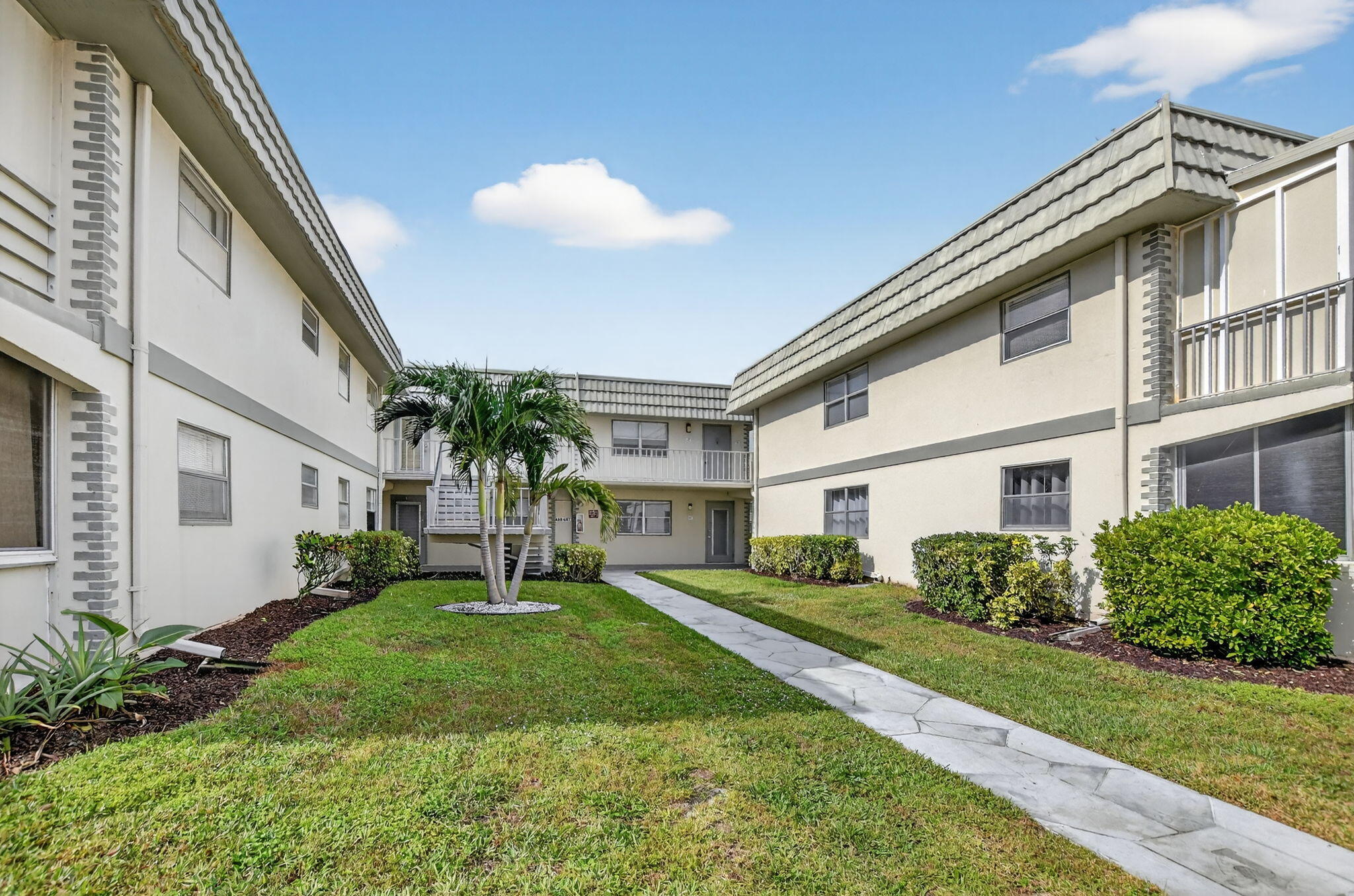 471 Monaco J Delray Beach, FL 33446 - Photo 25 of 77 1-web-or-mls-DSC_8705