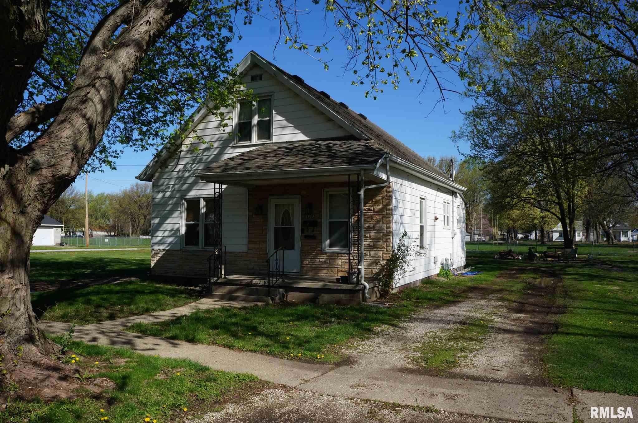 1305 East Enterprise Street Springfield, IL 62702 - Photo 3 of 26