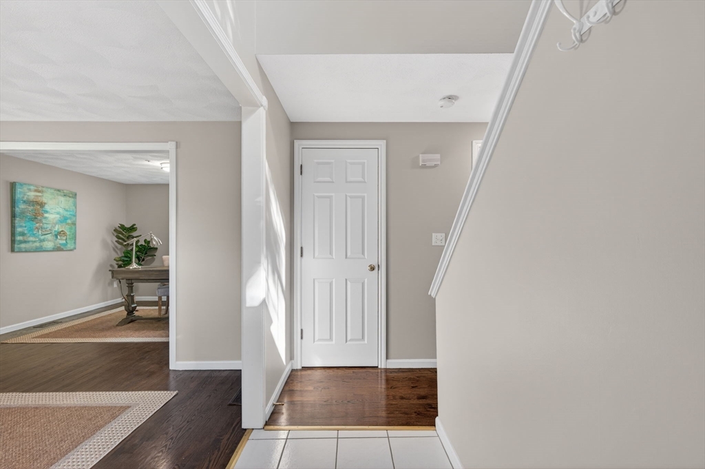 30 Bucklin Road North Andover, MA 01845 - Photo 4 of 42