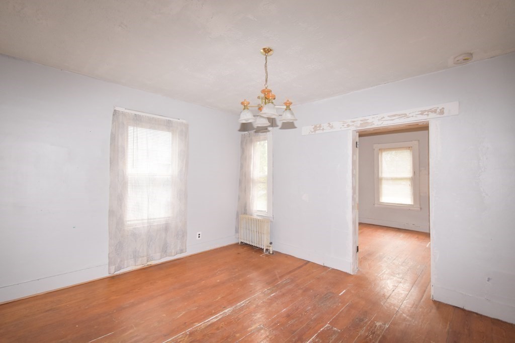 17-19 Parkside Street Springfield, MA 01104 - Photo 12 of 21 Gallery Image 12