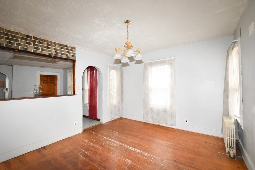 17-19 Parkside Street Springfield, MA 01104 - Photo 10 of 21 Gallery Image 10