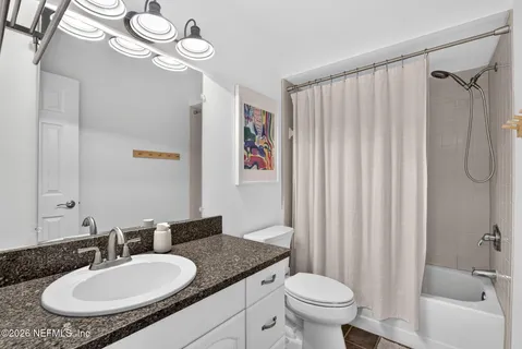 $265,000 | 222 14th Avenue North, Unit 203, Jacksonville Beach, FL 32250