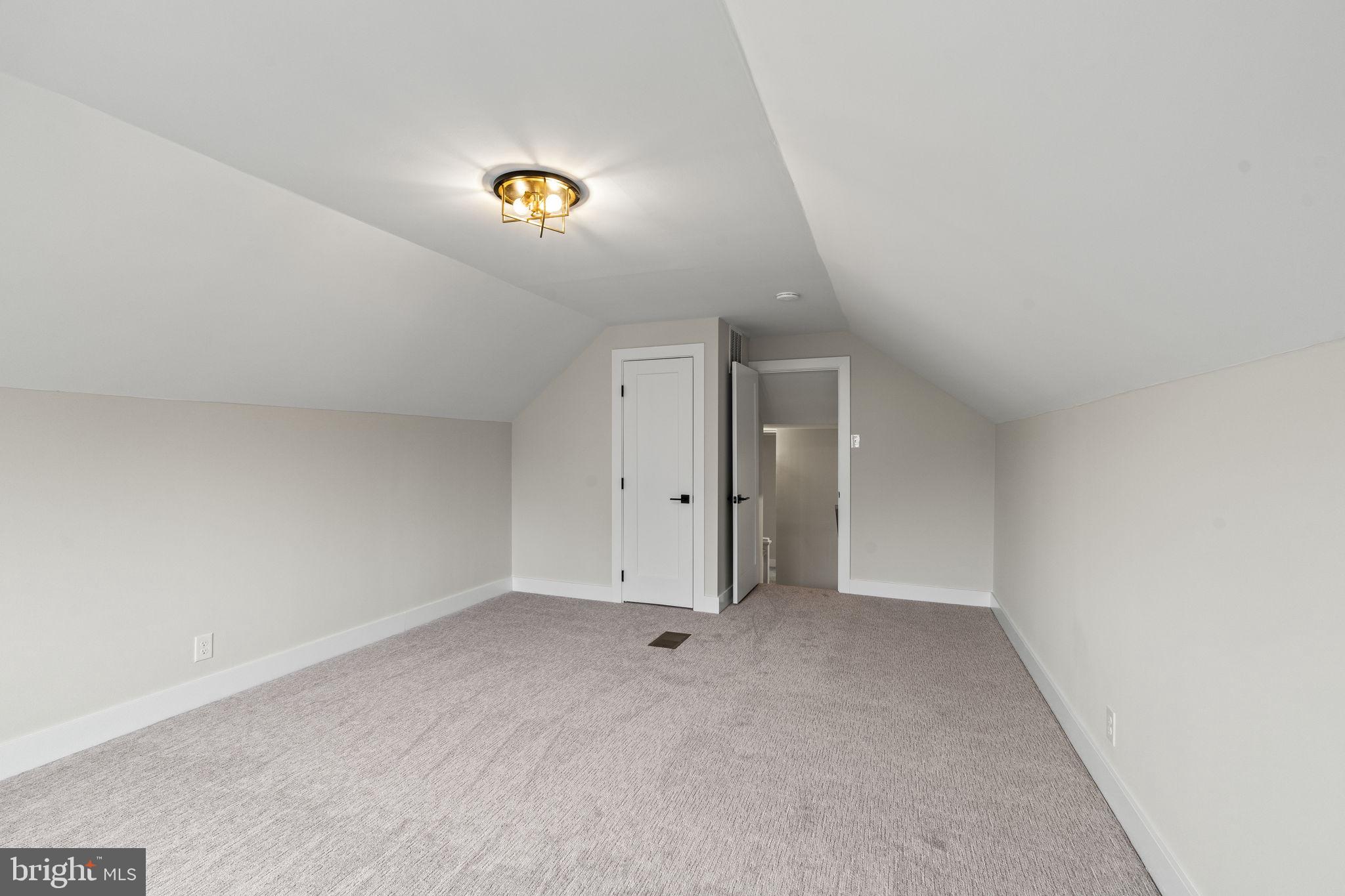 14 Montclair Drive Delran, NJ 08075 - Photo 33 of 40