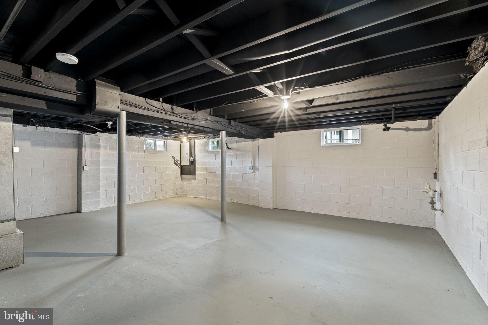 14 Montclair Drive Delran, NJ 08075 - Photo 34 of 40 Unfinished basement