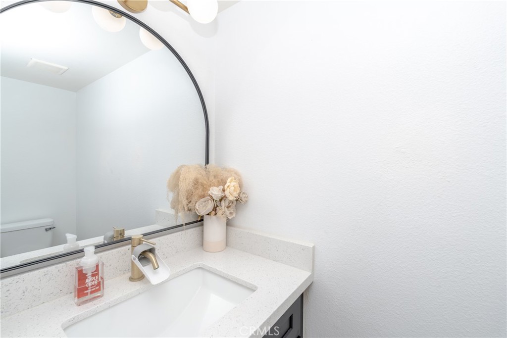 5392 Gooseberry Way Oceanside, CA 92057 - Photo 13 of 40