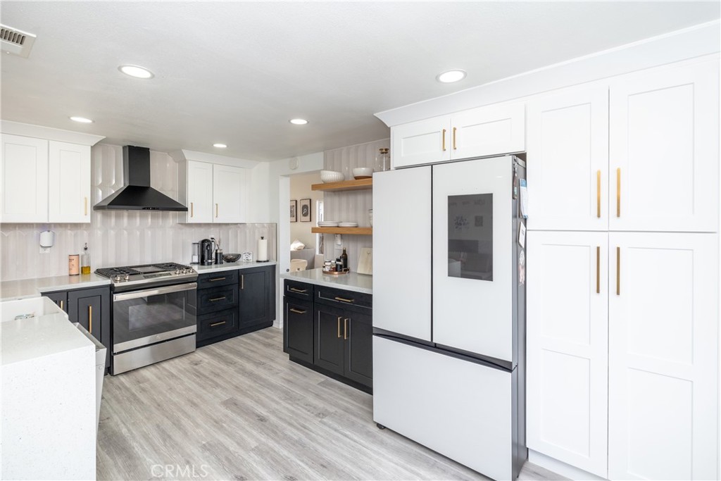 5392 Gooseberry Way Oceanside, CA 92057 - Photo 3 of 40