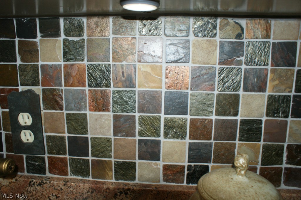 3233 Hamlin Road Medina, OH 44256 - Photo 16 of 19 Gallery Image 16