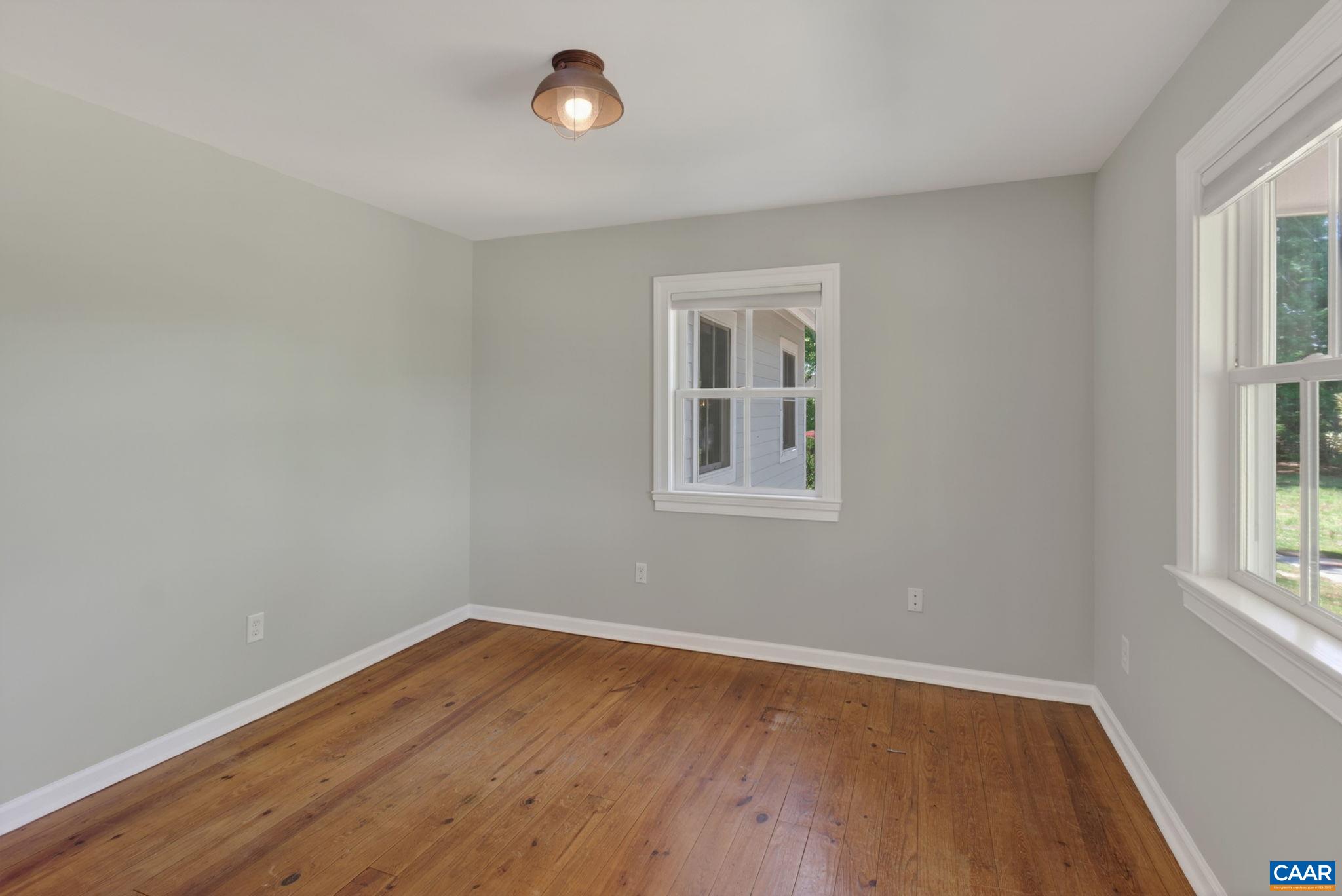 9702 Hatton Ferry Road Scottsville, VA 24590 - Photo 18 of 37