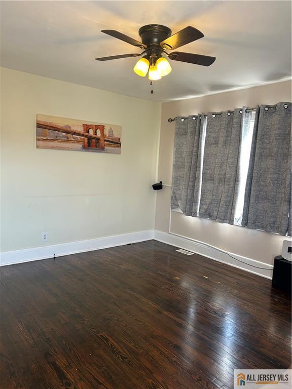 66 East Camplain Road Manville, NJ 08835 - Photo 3 of 12