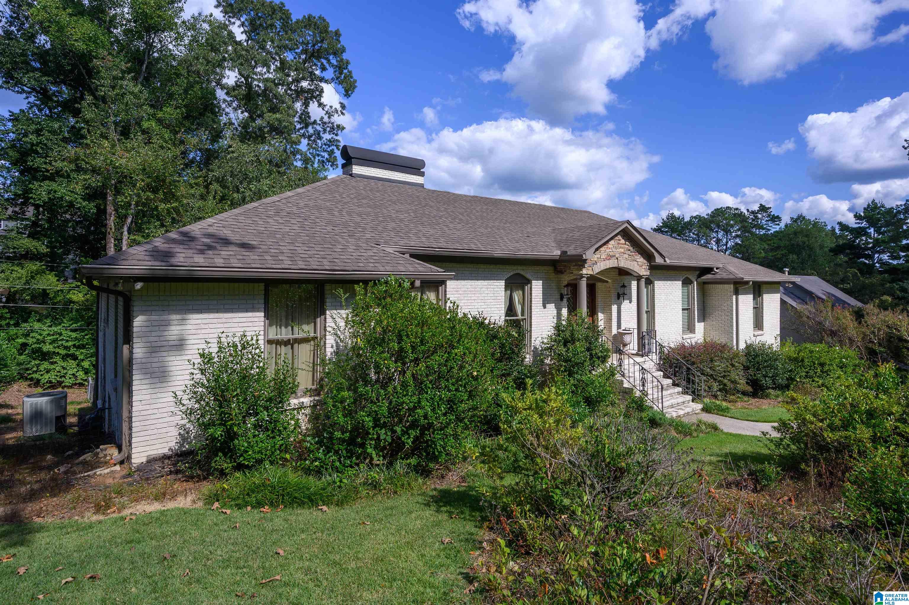 2208 Tanglewood Road Birmingham, AL 35216 - Photo 3 of 44