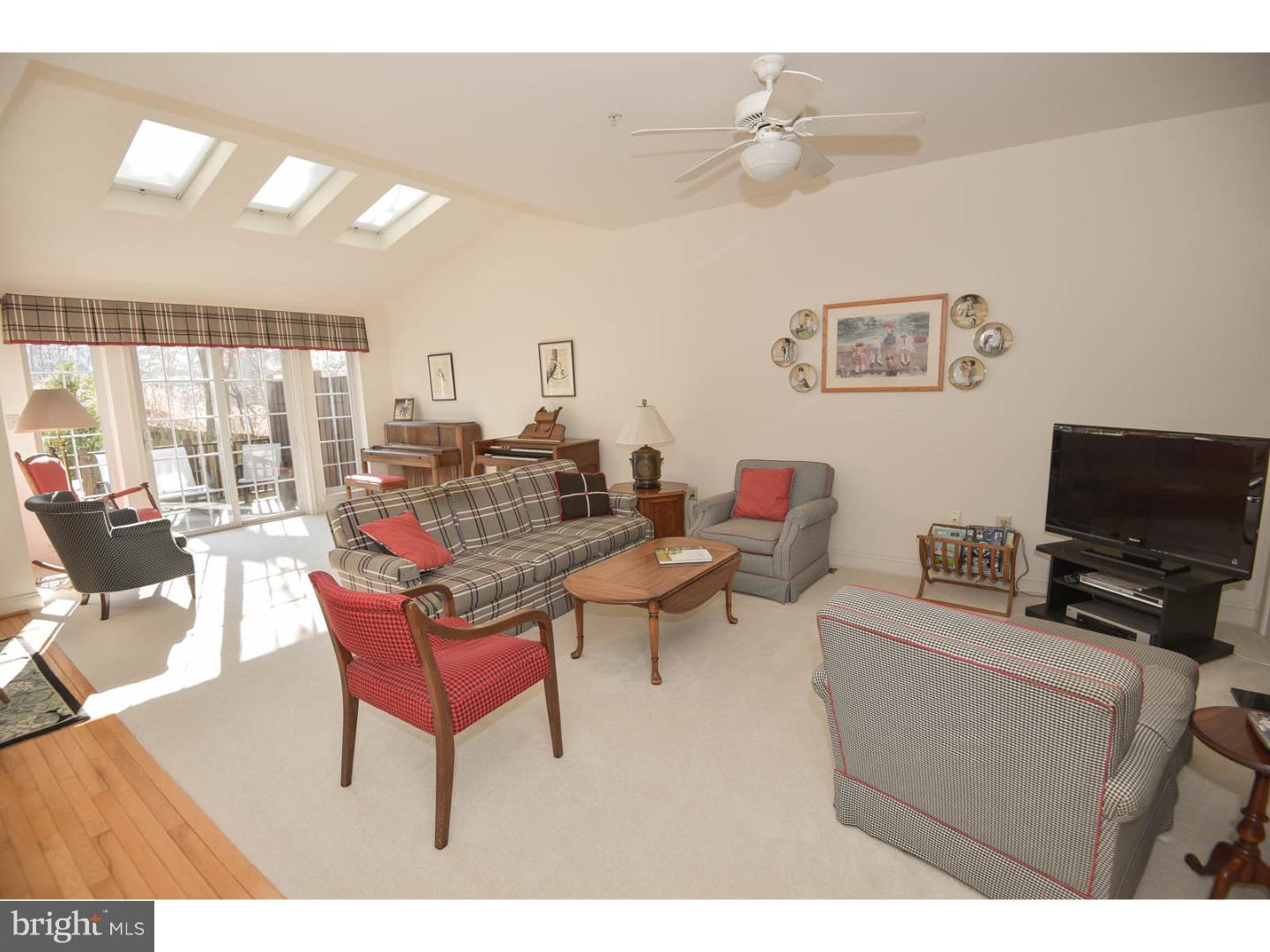 1127 Brian's Way Wayne, PA 19087 - Photo 6 of 19 Family Room