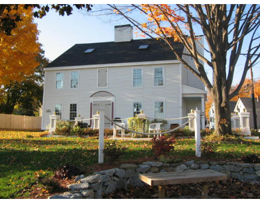 2 Whitehall Road, Unit 1 1 Amesbury, MA 01913 - Photo 1 of 10 Gallery Image 1