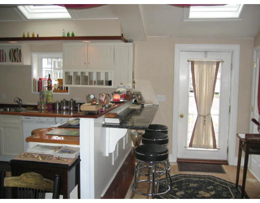 2 Whitehall Road, Unit 1 1 Amesbury, MA 01913 - Photo 4 of 10 Gallery Image 4