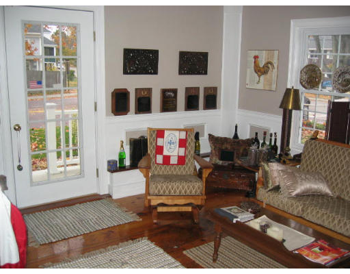 2 Whitehall Road, Unit 1 1 Amesbury, MA 01913 - Photo 8 of 10 Gallery Image 8