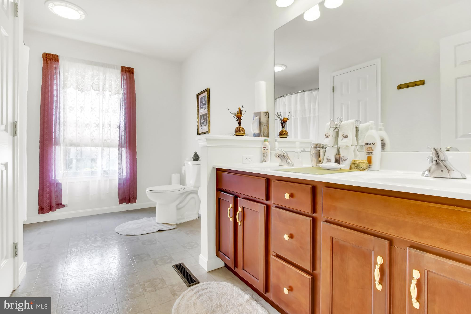 1465 Saddleback Road York, PA 17408 - Photo 22 of 28 Gallery Image 22