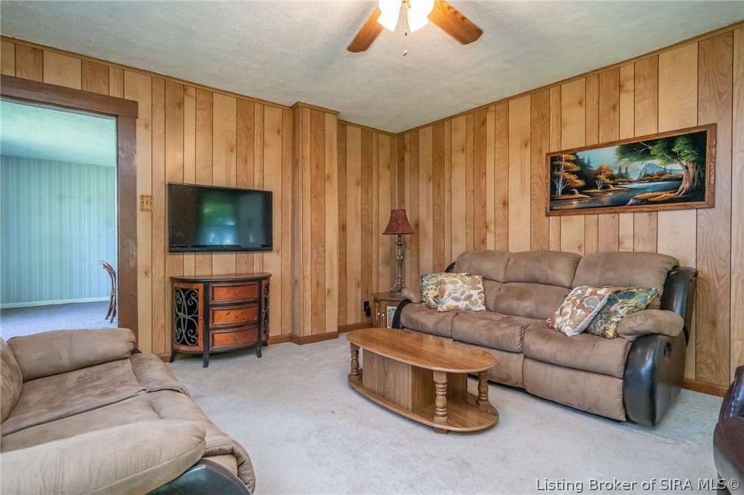 14012 Starlight Road Floyds Knobs, IN 47119 - Photo 14 of 60 Gallery Image 14