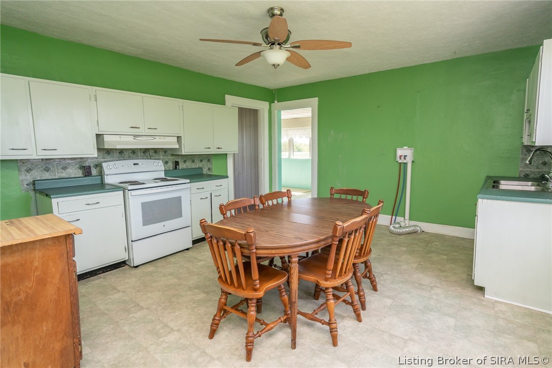 14012 Starlight Road Floyds Knobs, IN 47119 - Photo 18 of 60 Gallery Image 18