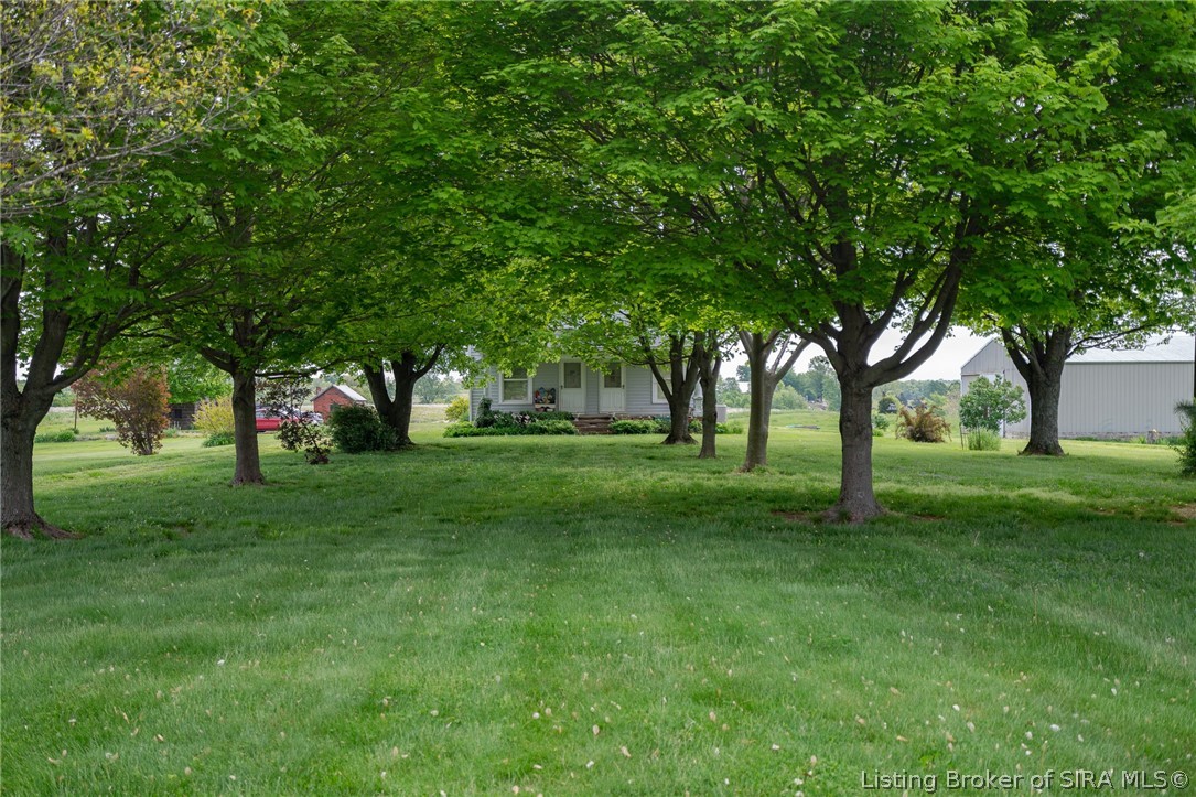 14012 Starlight Road Floyds Knobs, IN 47119 - Photo 4 of 60 Gallery Image 4